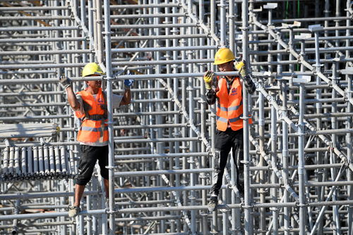 長假里的堅(jiān)守