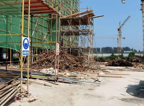 揚塵治理不到位,濟寧魯商運河公館等5個項目被通報曝光