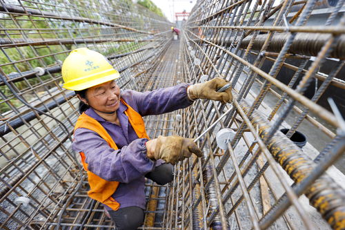 贛江大橋擴(kuò)建工程建設(shè)提速